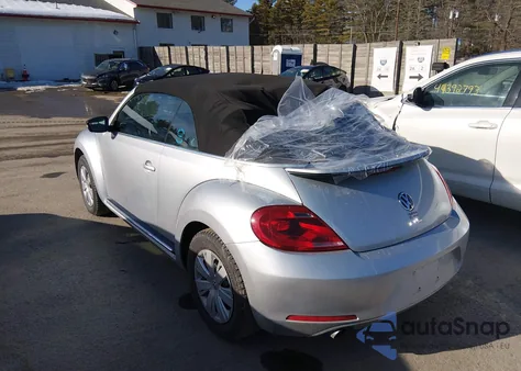 2013 Volkswagen Beetle 2.0T z USA, uszkodzony, nr VIN 3VW8A7AT1DM817012